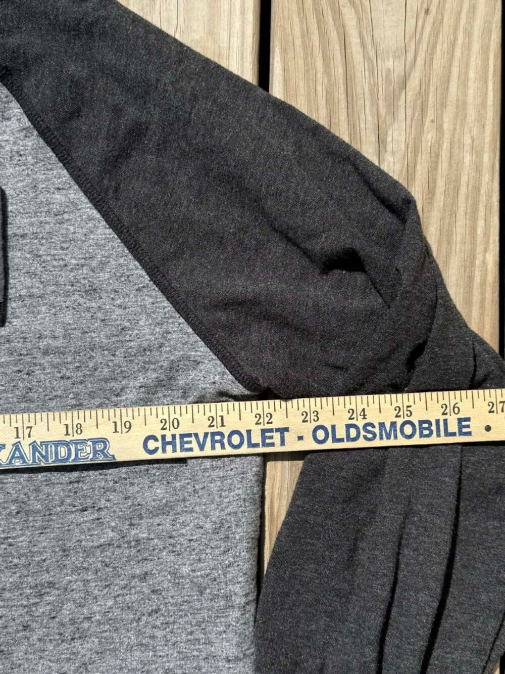 American Eagle Raglan Graphic Tee Y2K Grunge Vintage Streetwear Layering 3245 - Picture 7 of 7